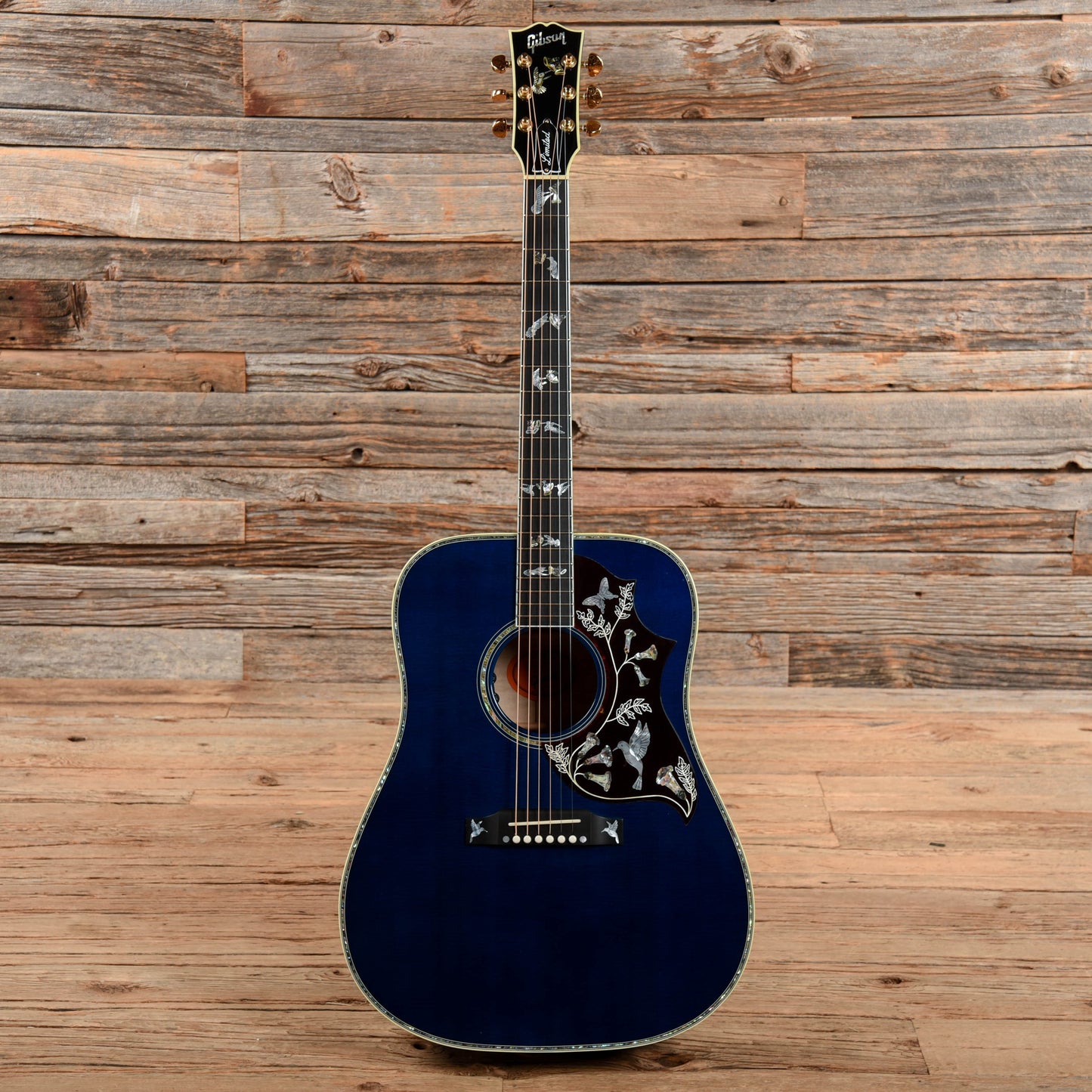 Gibson Hummingbird Custom Quilt (Custom Inlays and Blue Finish) Blue 2015