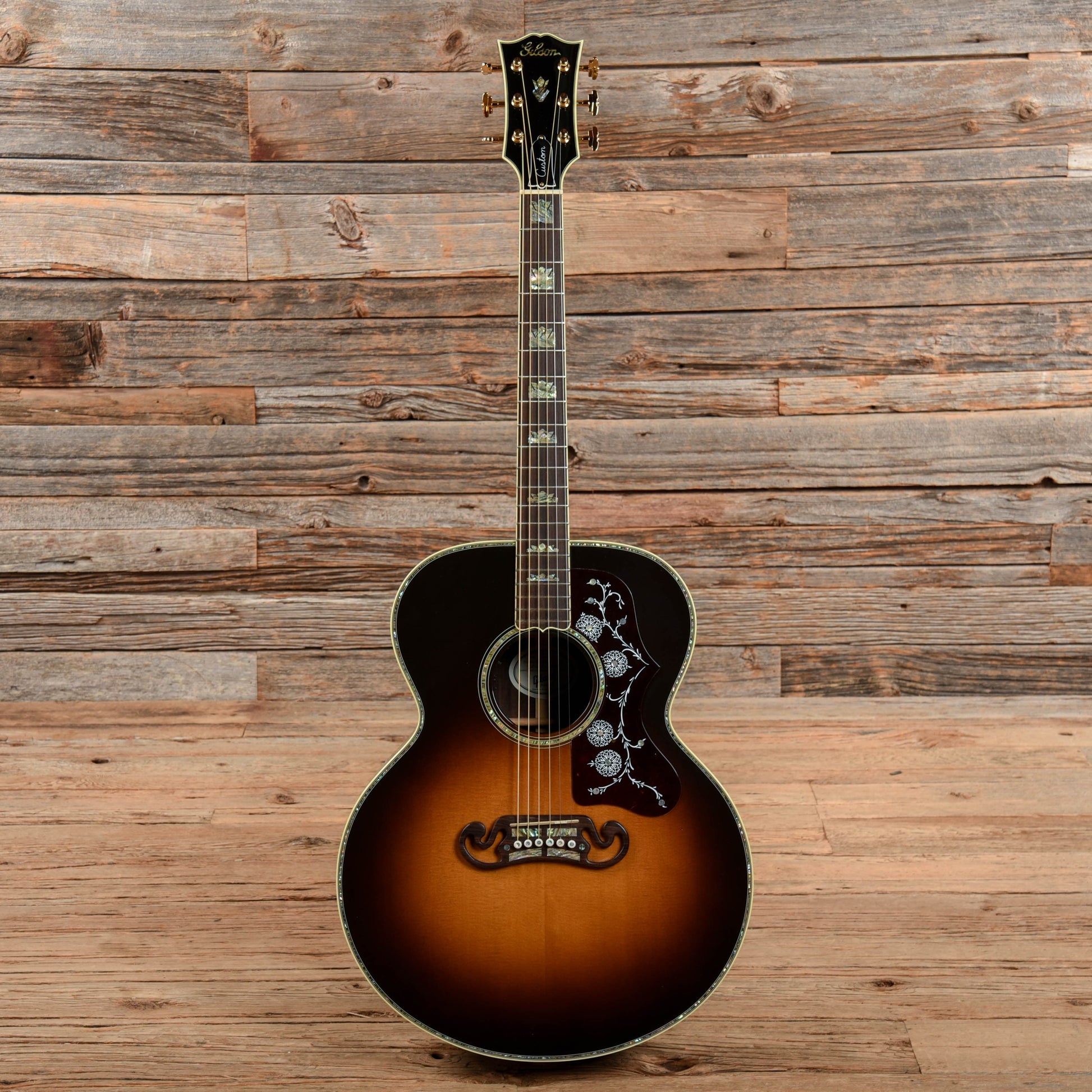 Gibson SJ-200 Custom Sunburst 2012