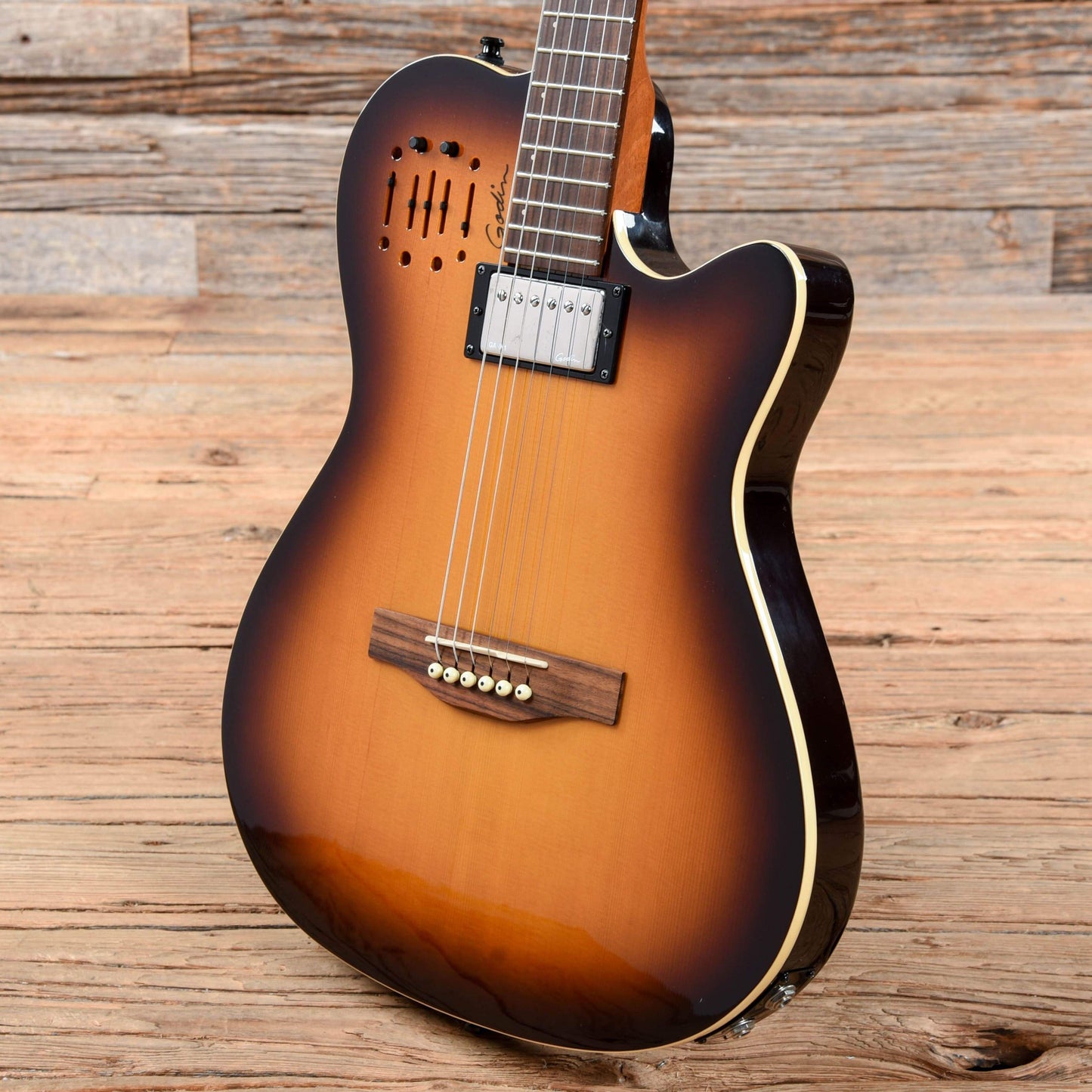 Godin A6 Ultra Semi-Acoustic/Electric Guitar Cognac Burst Electric Guitars / Semi-Hollow