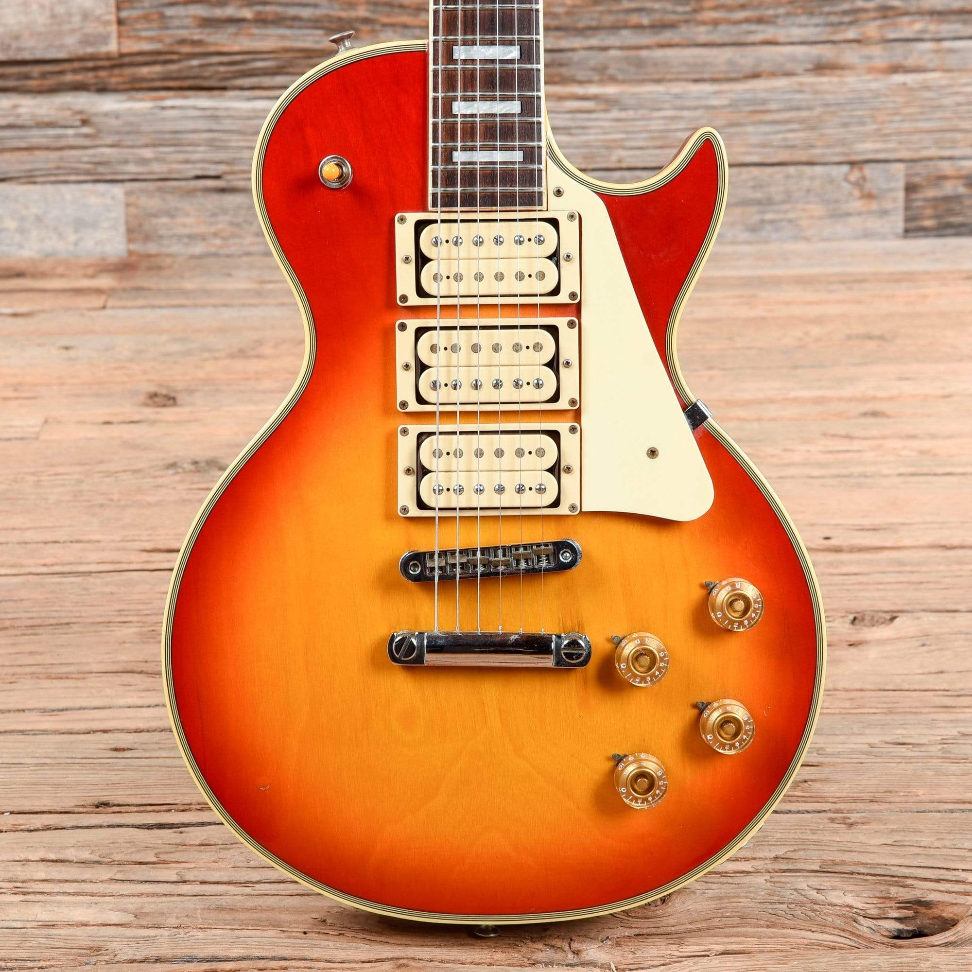 Greco EG-600 Cherry Sunburst 1976 – Chicago Music Exchange