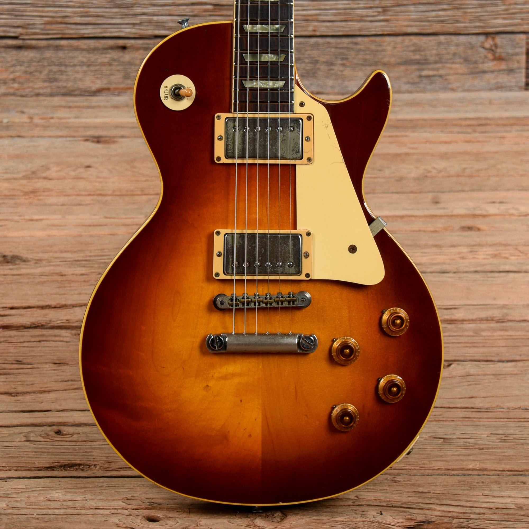 Greco EG700 Sunburst 1982 – Chicago Music Exchange