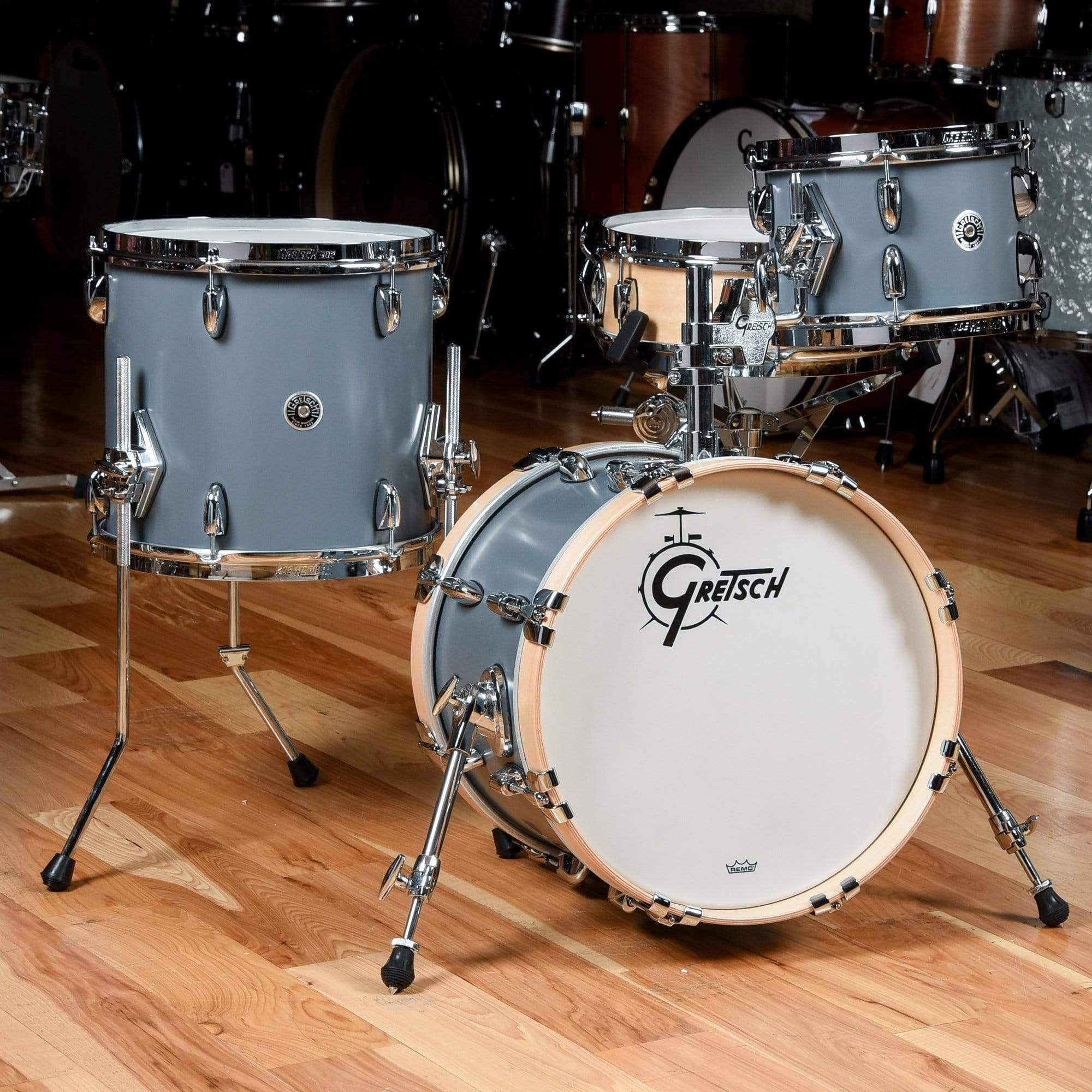 https://www.chicagomusicexchange.com/cdn/shop/products/gretsch-drums-drums-and-percussion-acoustic-drums-full-acoustic-kits-gretsch-brooklyn-micro-10-13-16-4-5x13-4pc-drum-kit-satin-grey-gb-m264-sg-28523251466375_2000x.jpg?v=1651054633