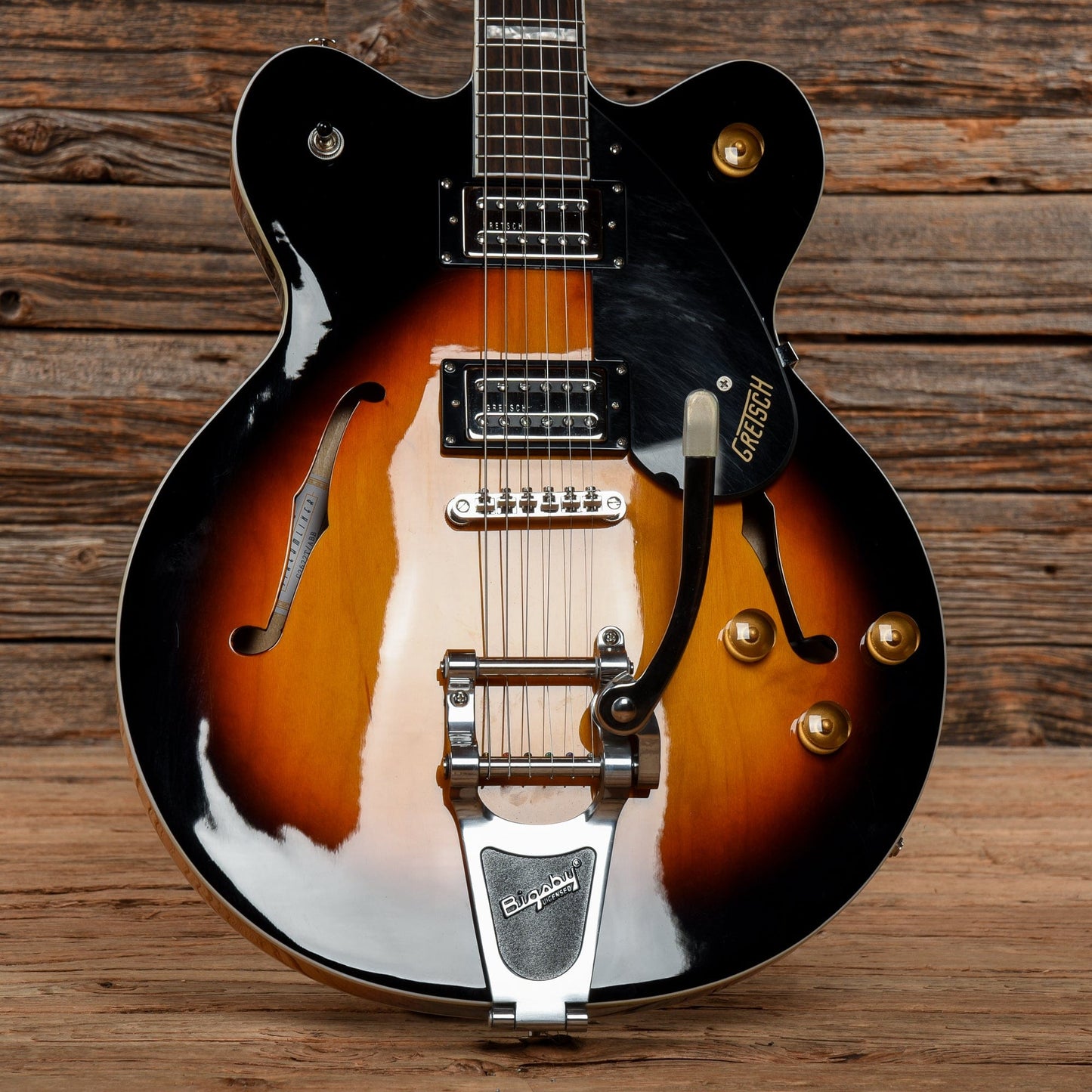 Gretsch G2622T Streamliner Center Block with Bigsby Sunburst 2017 Electric Guitars / Semi-Hollow