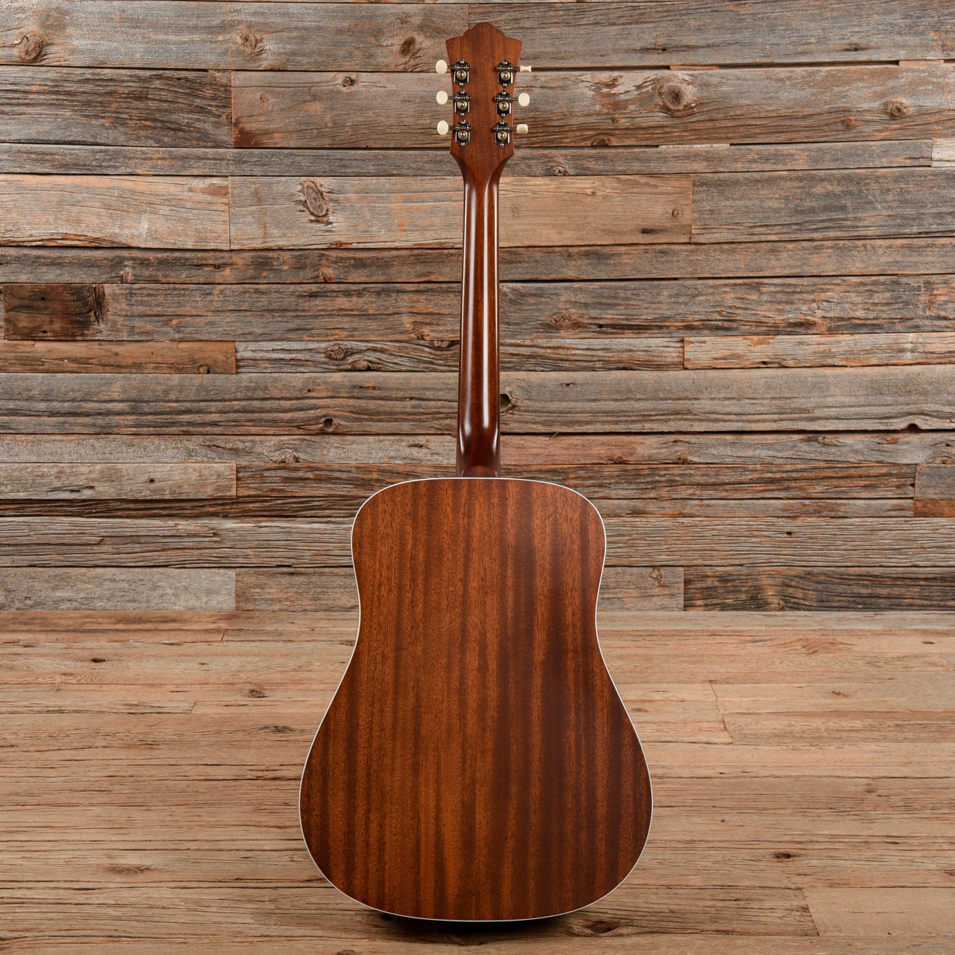 Guild D-40 Natural Acoustic Guitars / Dreadnought