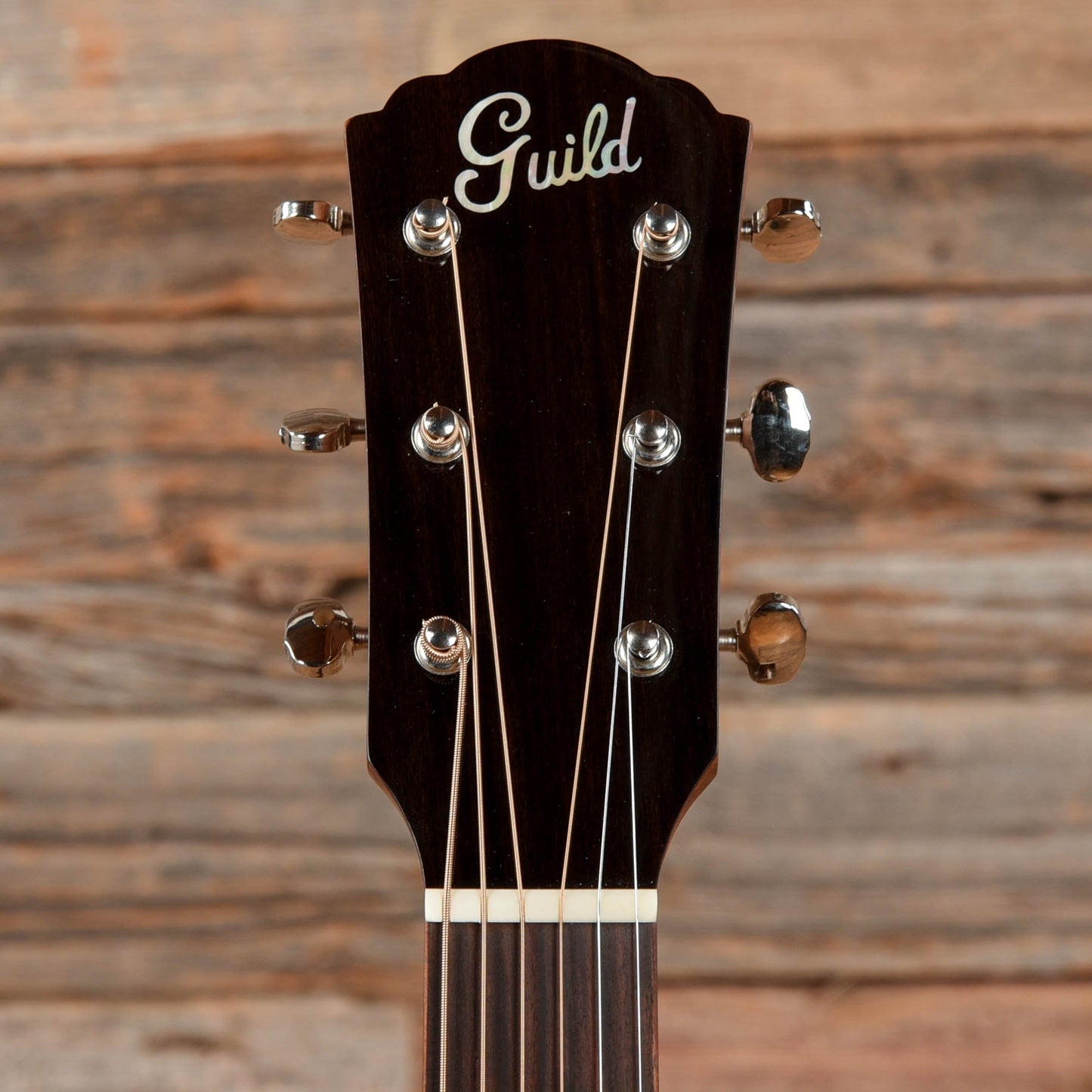 Guild DS-240 Sunburst Acoustic Guitars / Dreadnought