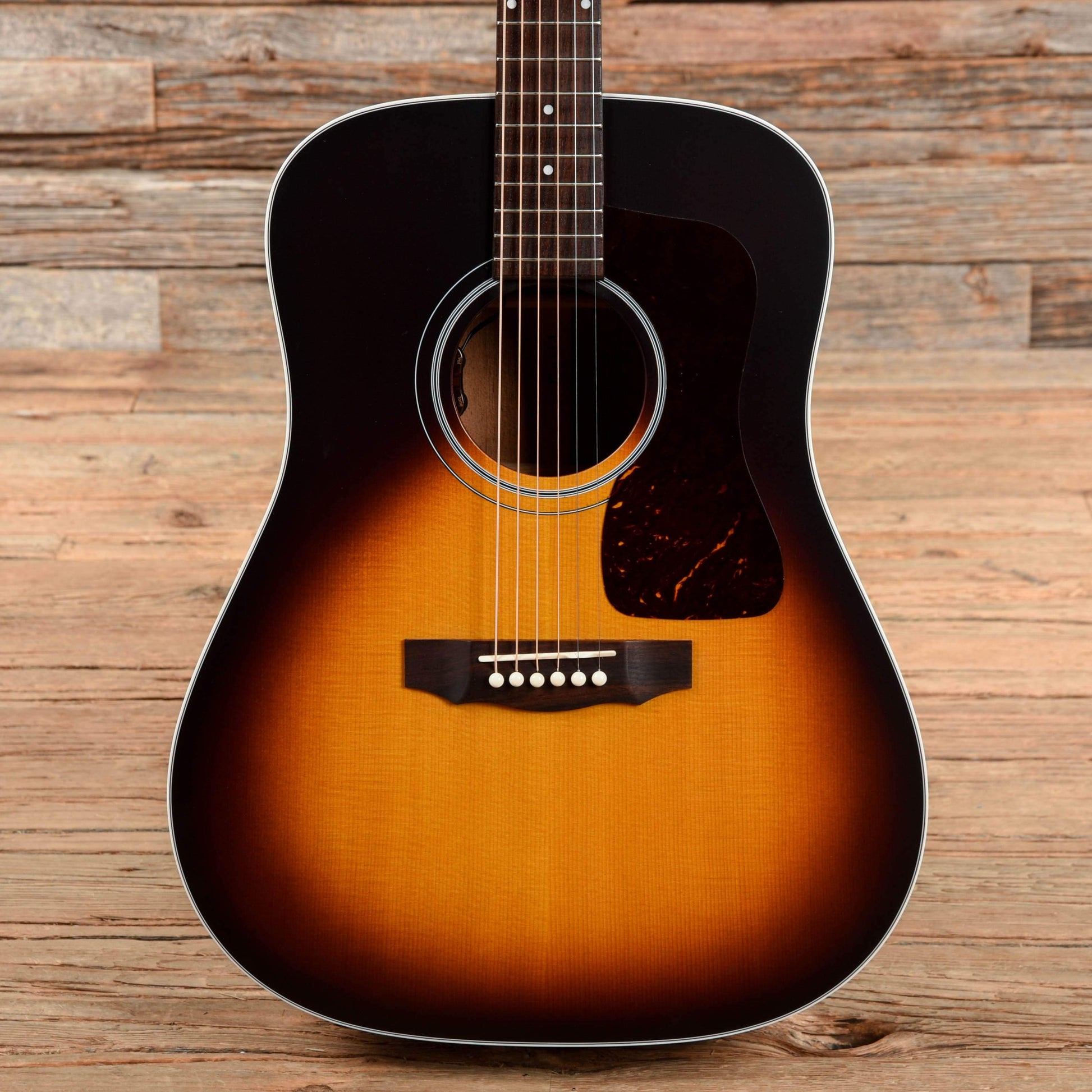 Guild USA D-40 Antique Sunburst 2019 Acoustic Guitars / Dreadnought