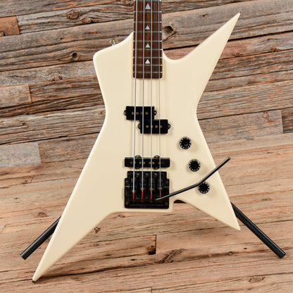 Guild SB 608 Bass White 1985 Bass Guitars / 4-String