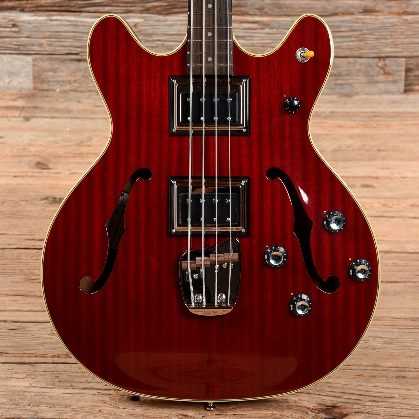 Guild Starfire II Bass Cherry Bass Guitars / 4-String