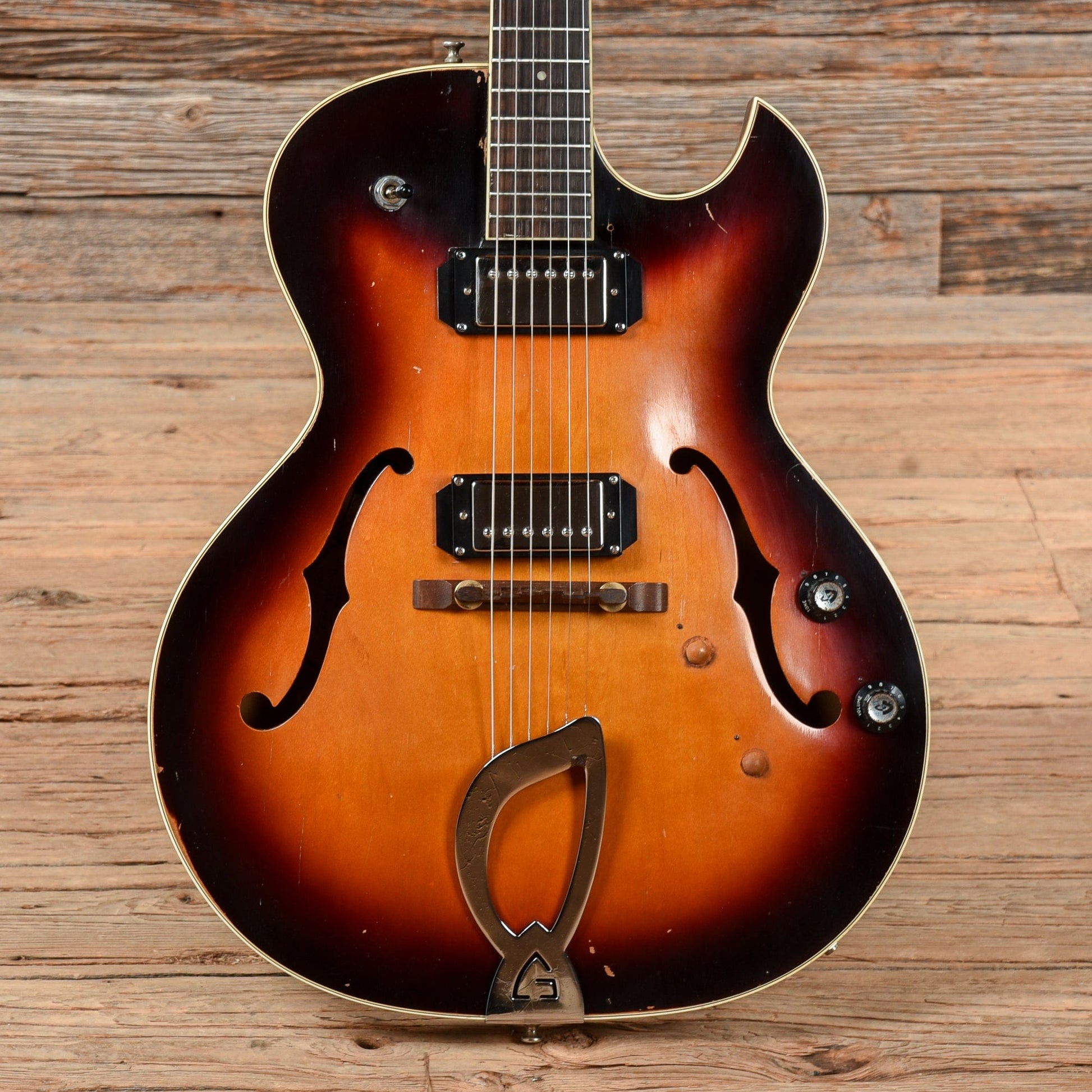 Guild T100-D Sunburst 1964 Electric Guitars / Hollow Body