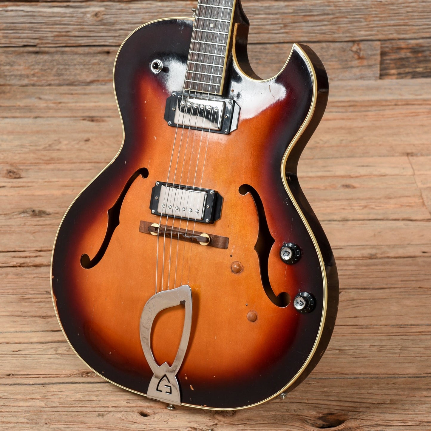 Guild T100-D Sunburst 1964 Electric Guitars / Hollow Body