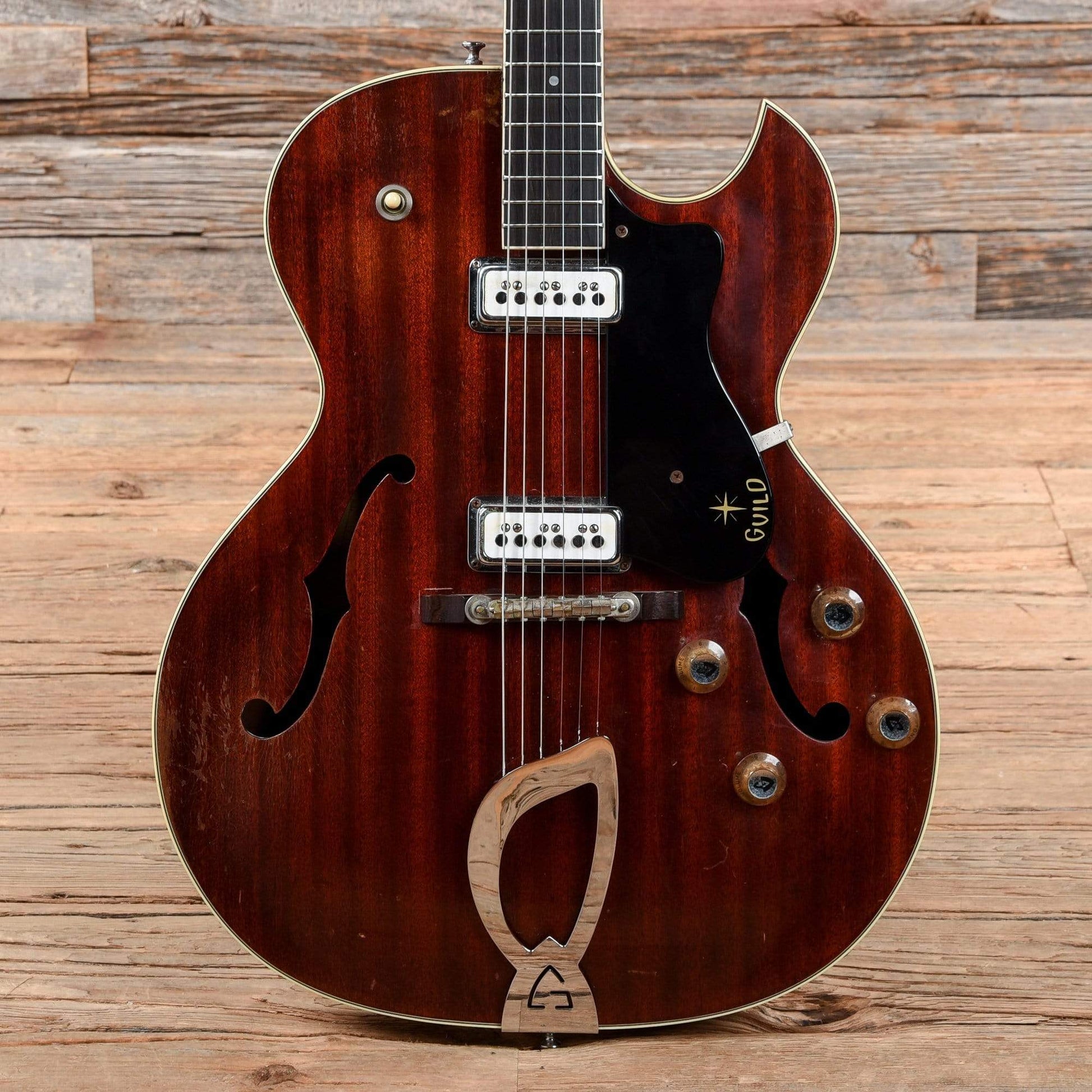 Guild Starfire II Cherry 1962 Electric Guitars / Semi-Hollow