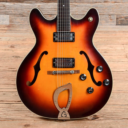 Guild Starfire IV Sunburst 1965 Electric Guitars / Semi-Hollow