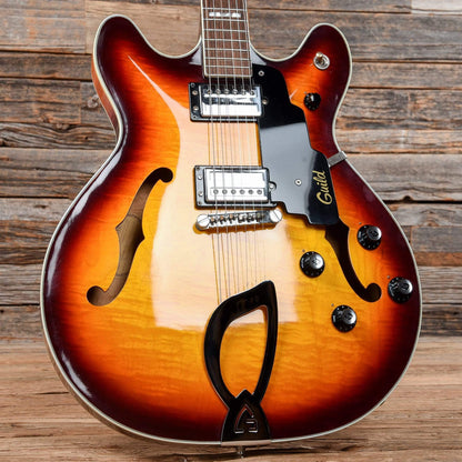 Guild Starfire IV Sunburst 1974 Electric Guitars / Semi-Hollow