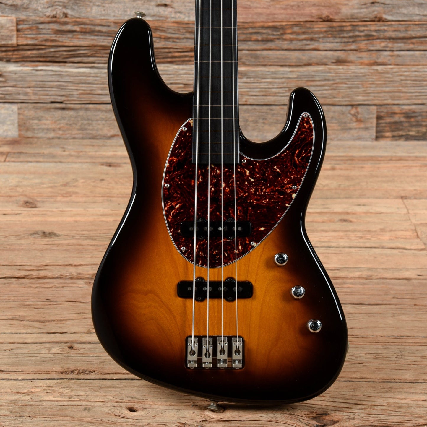 Hamer Cruise Cruise Bass Sunburst Bass Guitars / 4-String