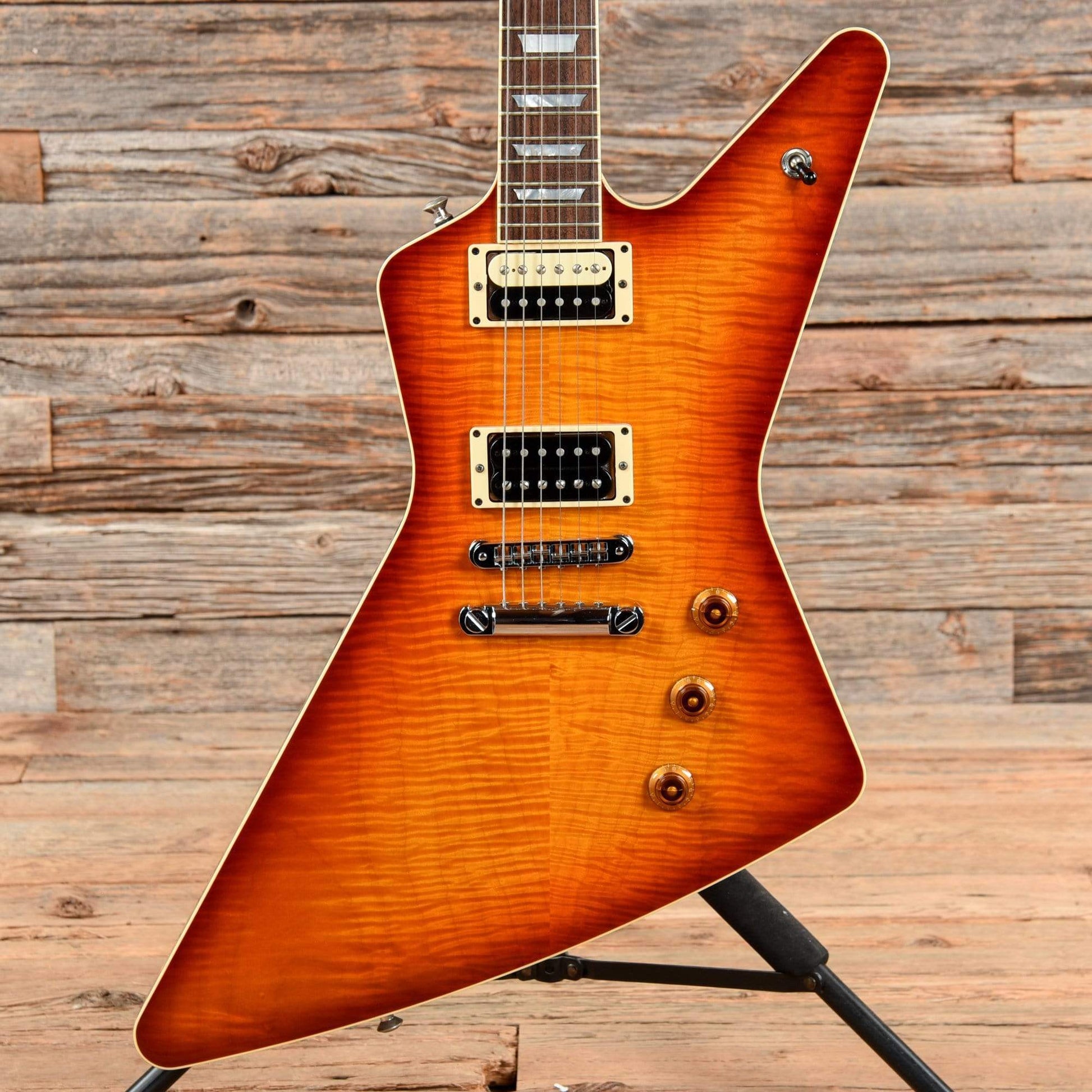 Hamer Standard Custom Sunburst 2003 Electric Guitars / Solid Body