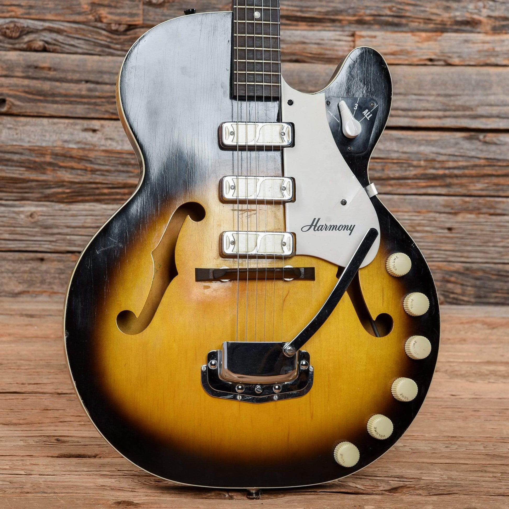 Harmony H59 Rocket III Sunburst 1965 Electric Guitars / Hollow Body