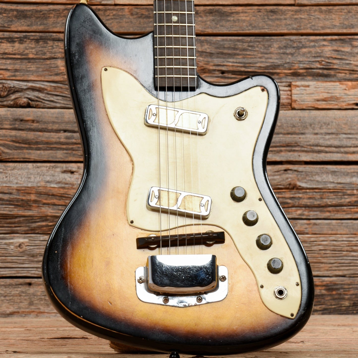 Harmony Bobkat Sunburst 1965 Electric Guitars / Solid Body