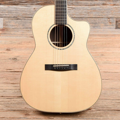 Huss & Dalton CM Natural 2009 Acoustic Guitars / Built-in Electronics,Acoustic Guitars / OM and Auditorium