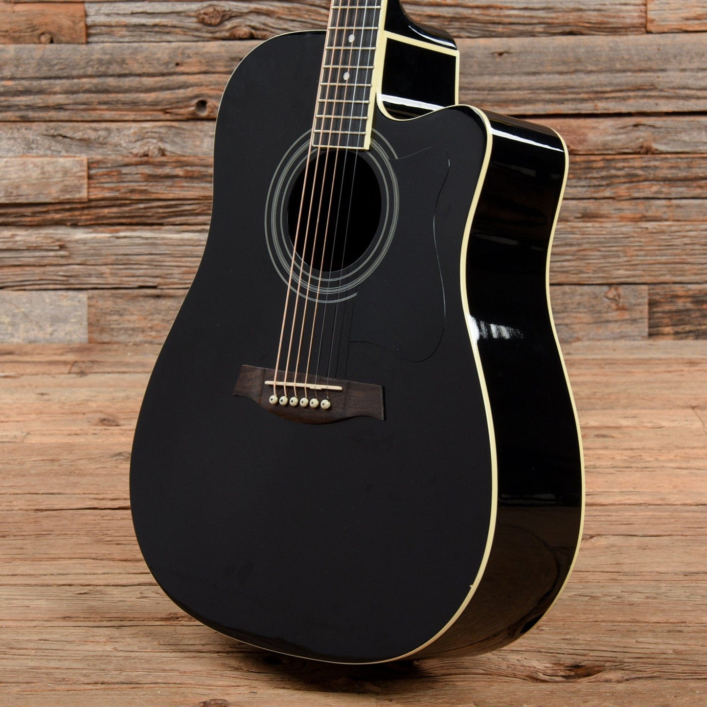 Ibanez V70CE-BK-3R-01 Black 2012 Acoustic Guitars / Dreadnought