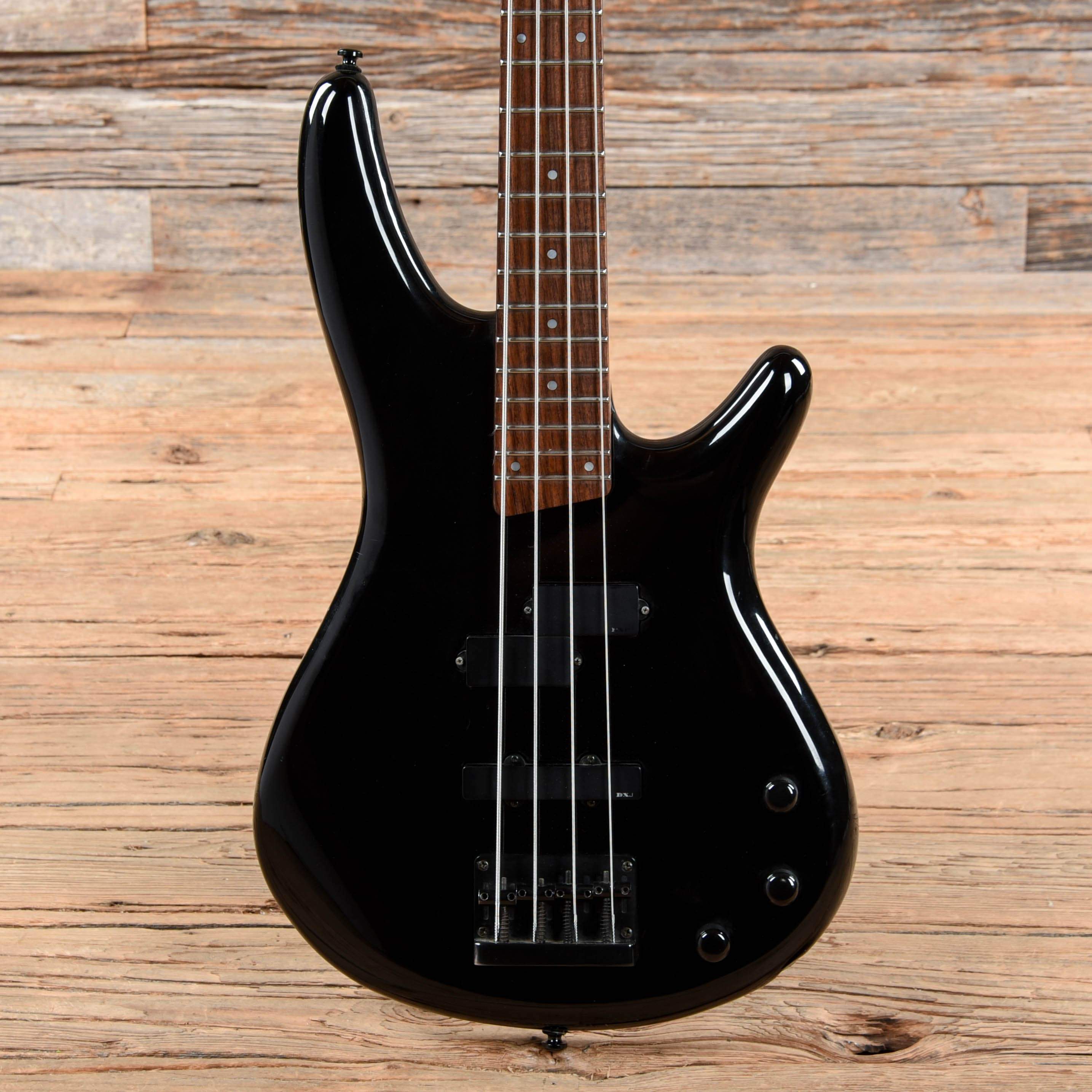 Ibanez SR400 Electric Bass Black 1994 – Chicago Music Exchange