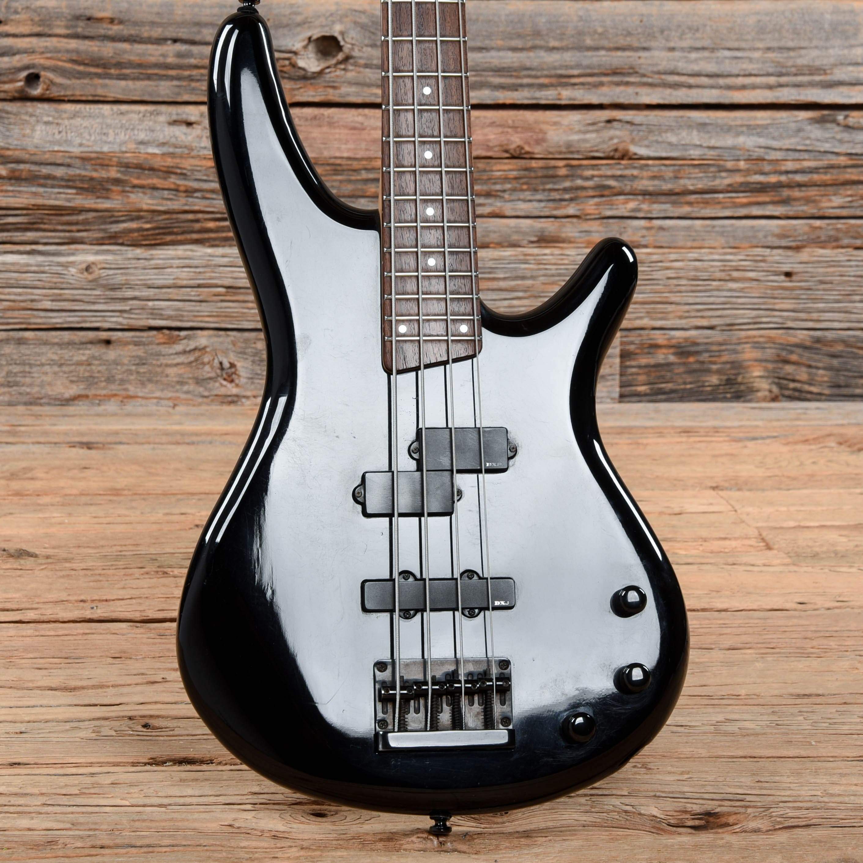 Ibanez SR400 Electric Bass Black 1994 – Chicago Music Exchange