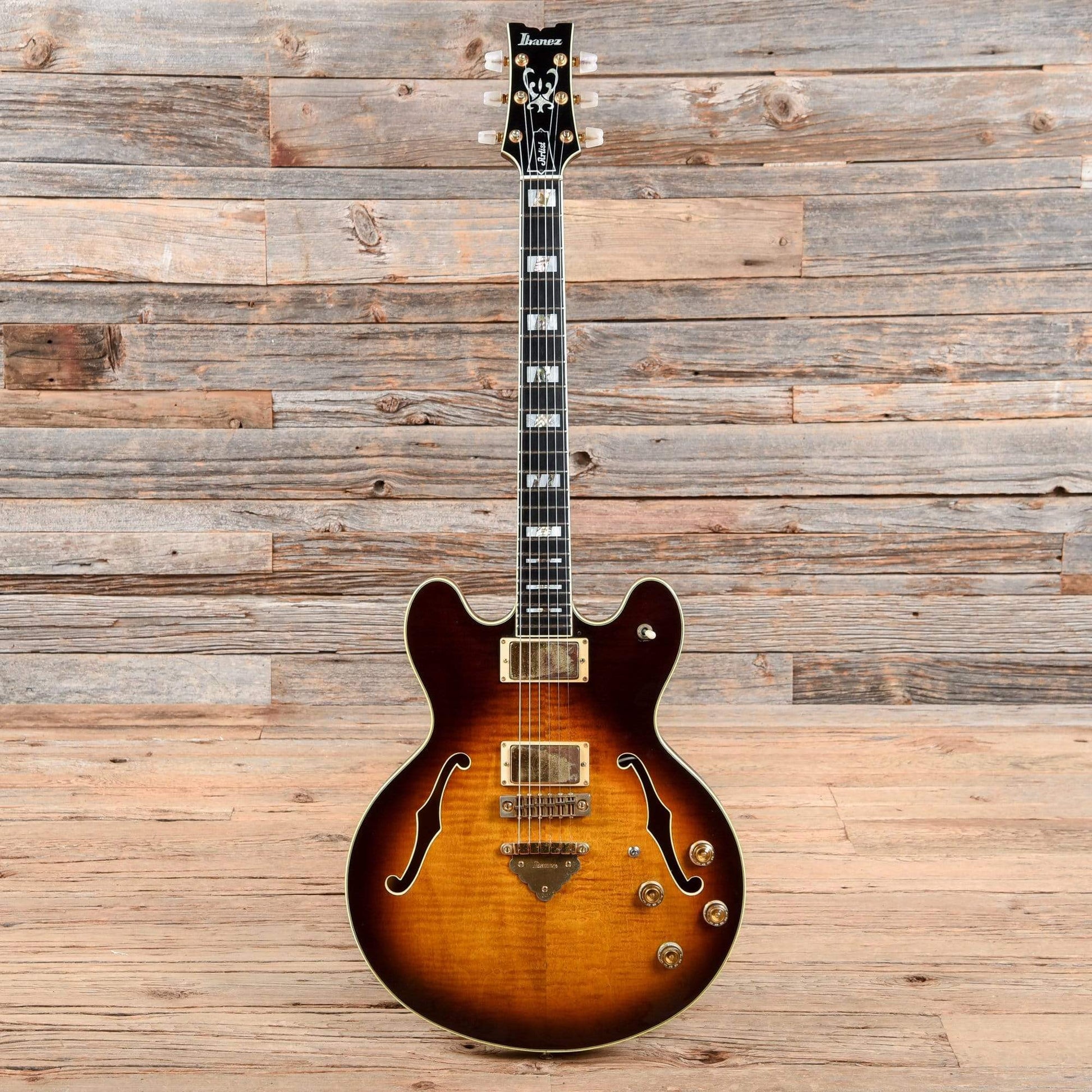 Ibanez 2630 Artist Deluxe Sunburst 1978 Electric Guitars / Semi-Hollow