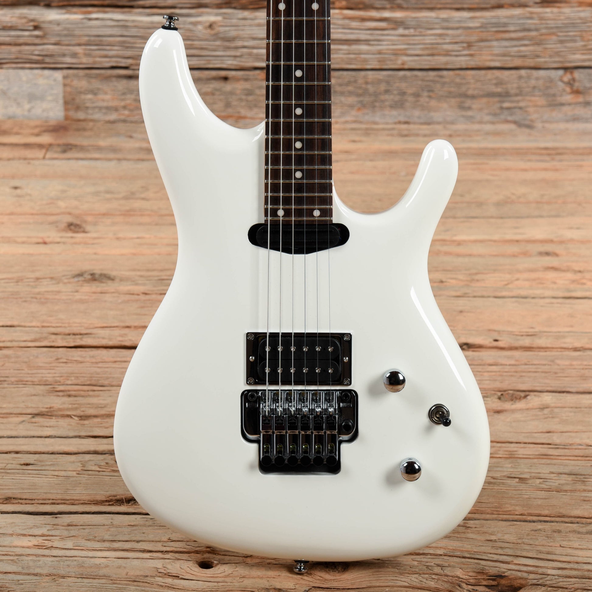 Ibanez JS140-WH 100 Series Joe Satriani Signature White 2015 Electric Guitars / Solid Body