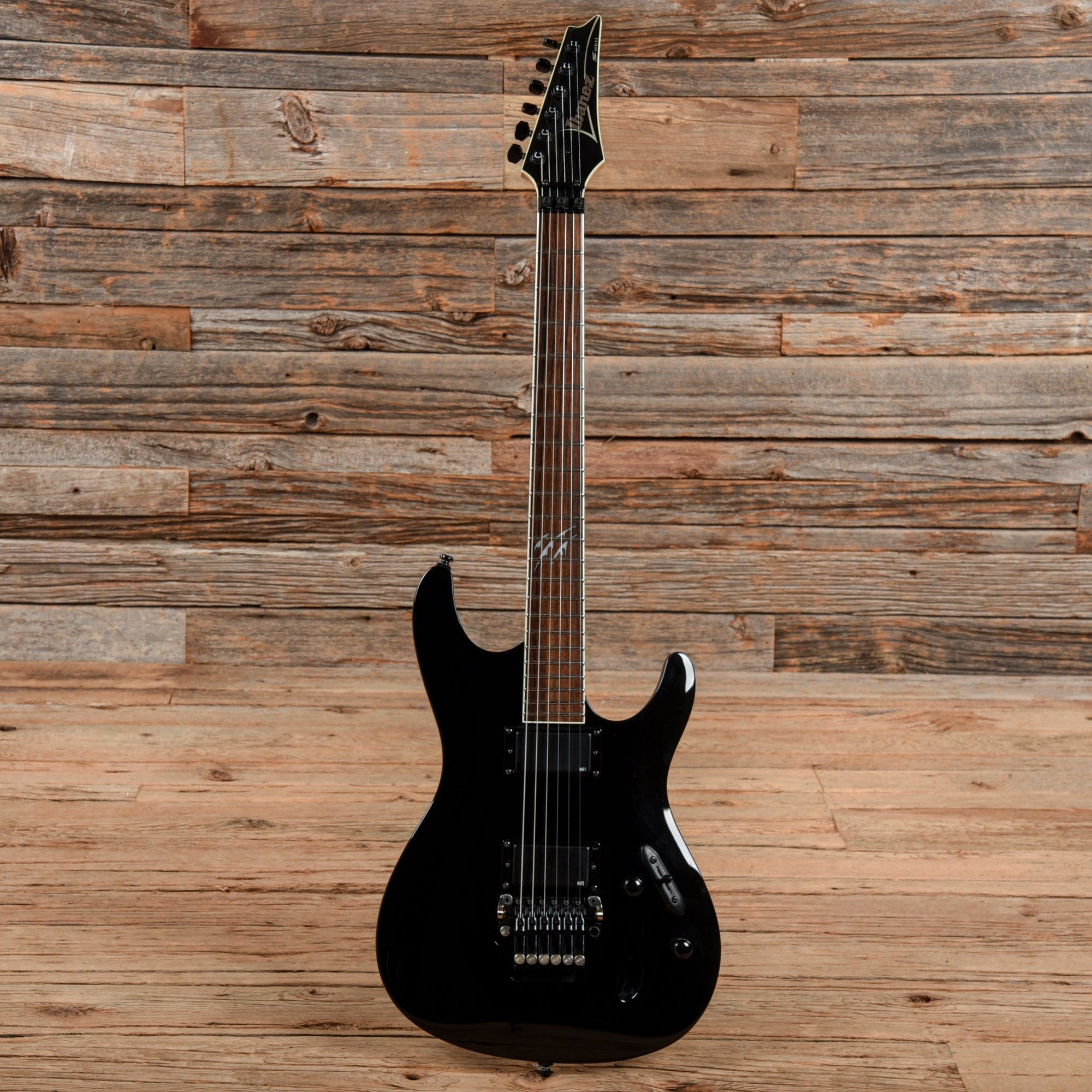 Ibanez S520EX Black – Chicago Music Exchange