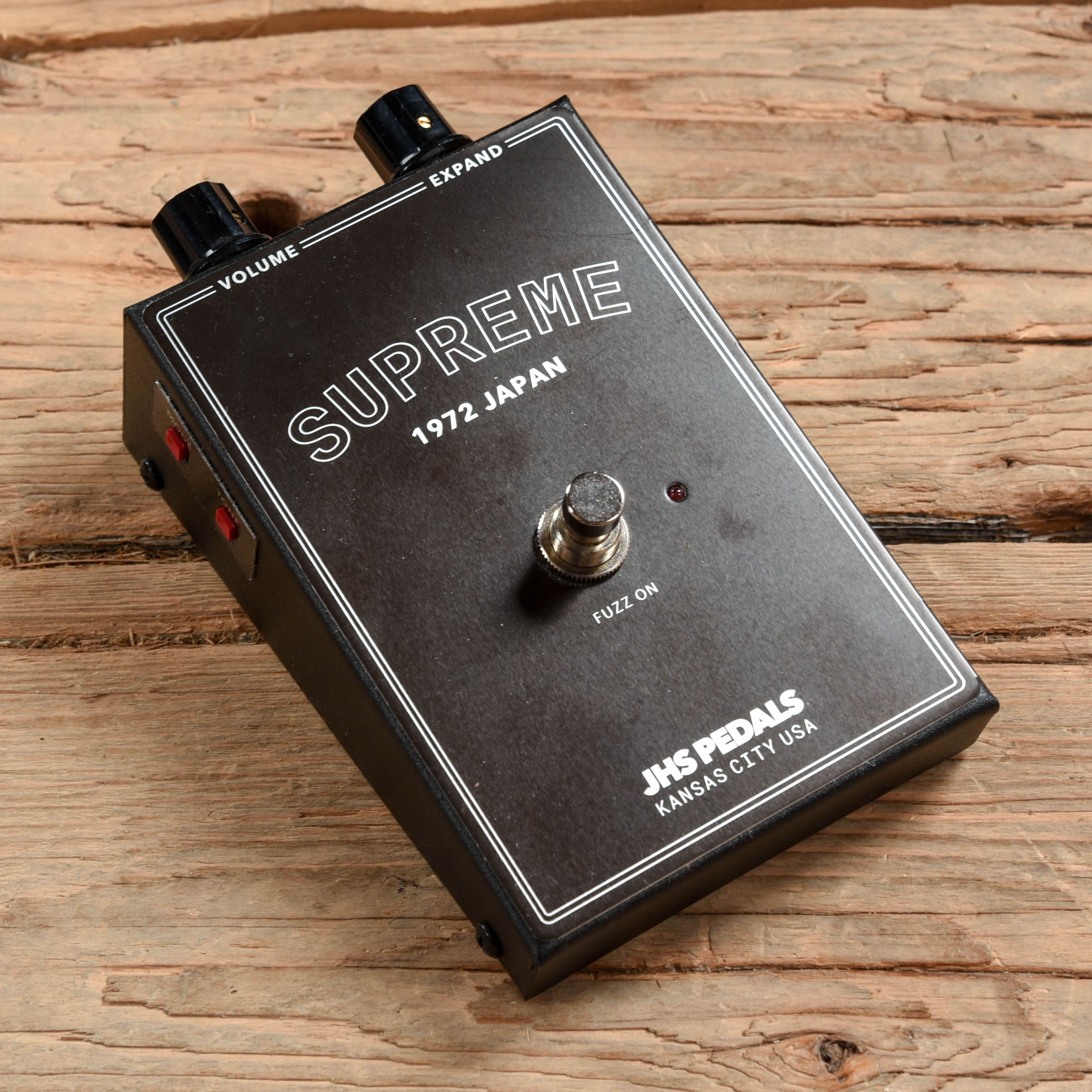 JHS Legends Series Supreme 1972 Japan Fuzz – Chicago Music Exchange