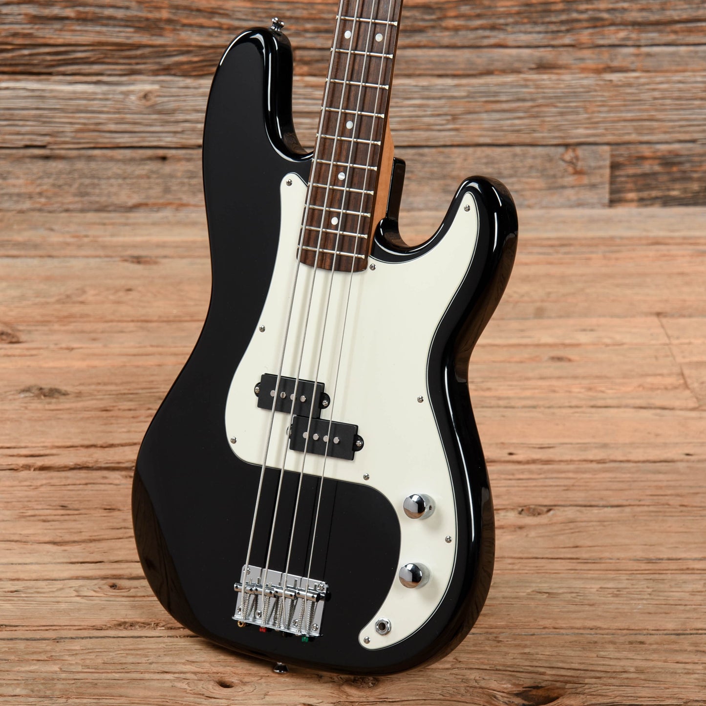 Johnson Electric Bass Black Bass Guitars / 4-String