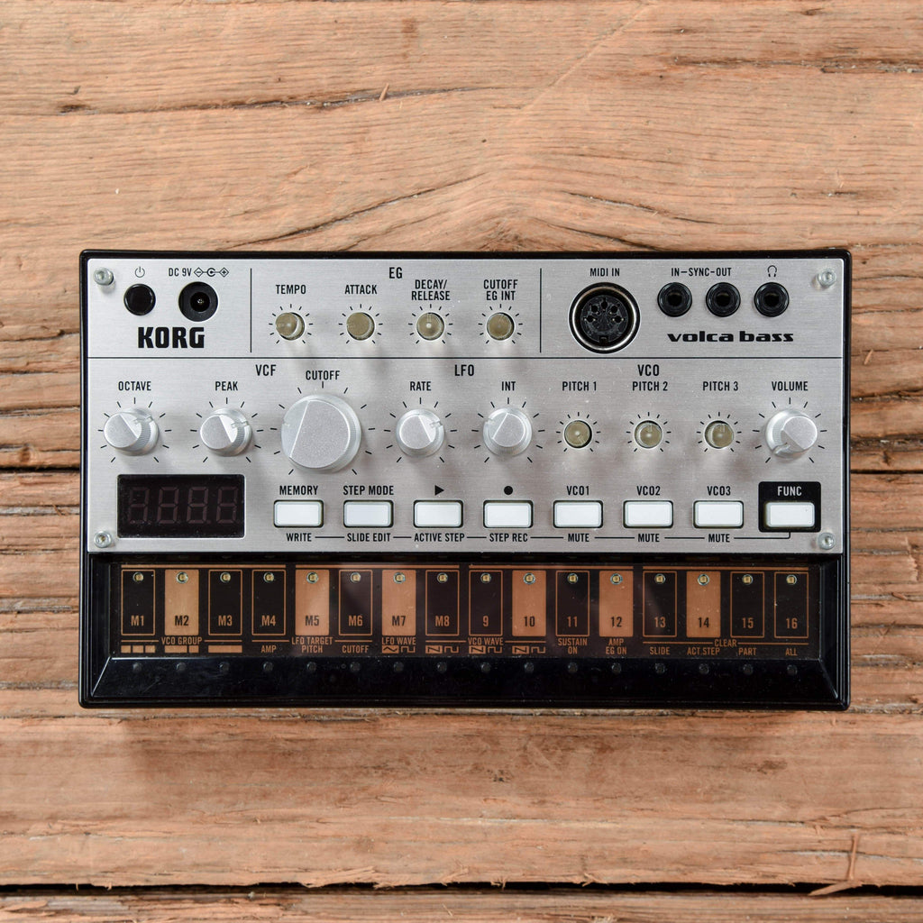 Korg Volca Bass Analog Bass Synth – Chicago Music Exchange