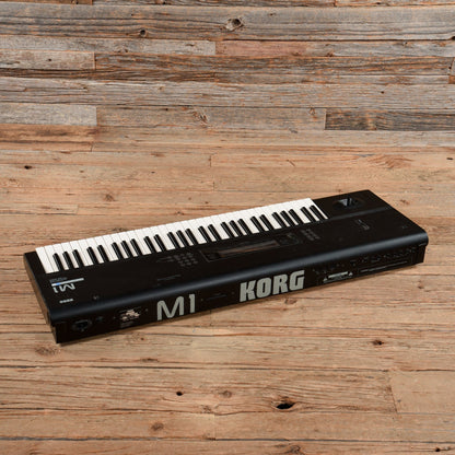 Korg M1 61-Key Synth Music Workstation 1986 w/OHSC (Serial #015362) USED Keyboards and Synths / Synths / Digital Synths