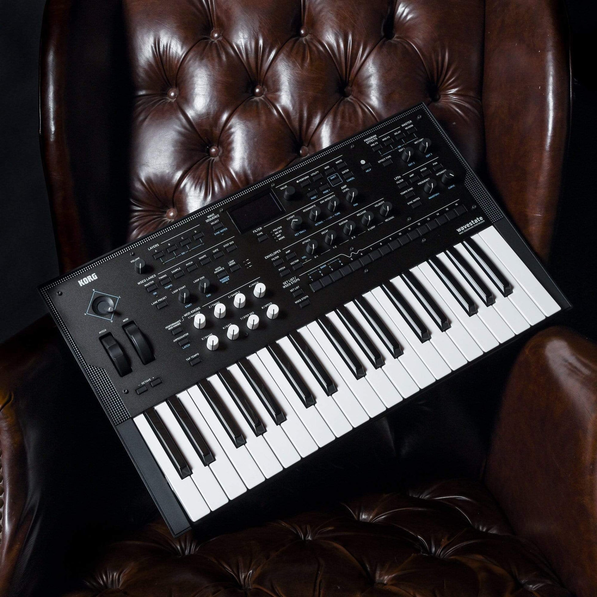 Korg Wavestate Digital Wave Sequencing Synth Keyboards and Synths / Synths / Digital Synths