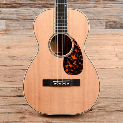 Larrivee P-03 Natural 2014 Acoustic Guitars / Parlor