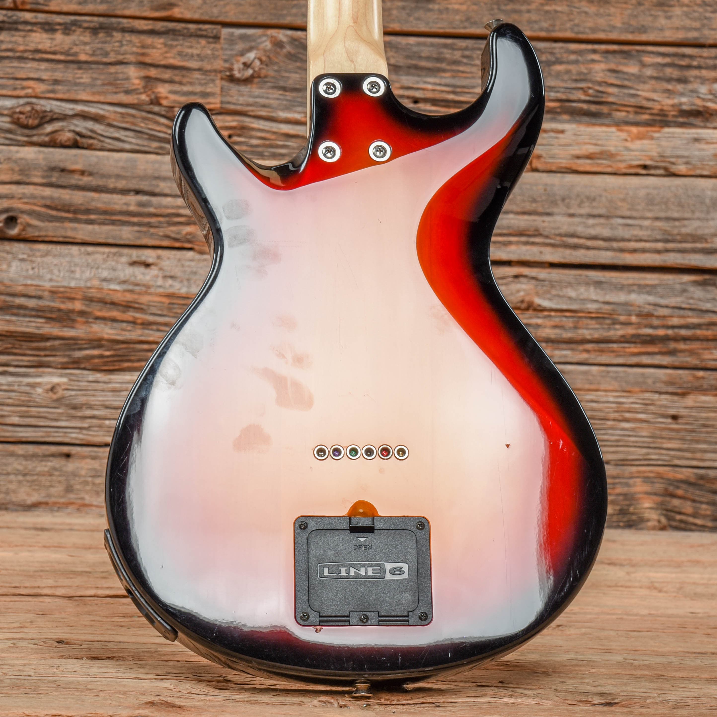 Line 6 Variax 300 Sunburst – Chicago Music Exchange