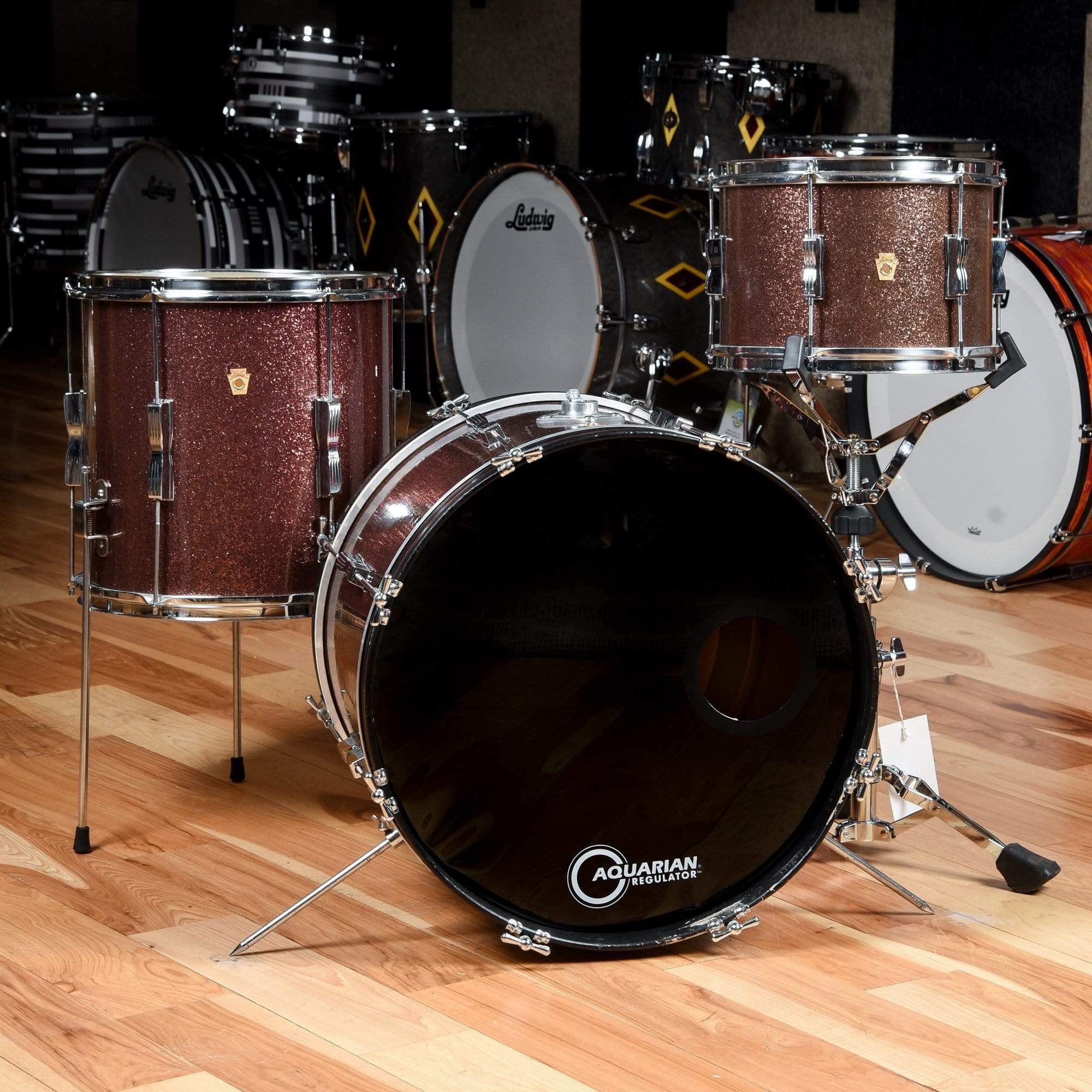 Ludwig 3 vnt būgnų rinkinys Burgundy SparkleLudwig 3 vnt būgnų rinkinys Burgundy Sparkle  