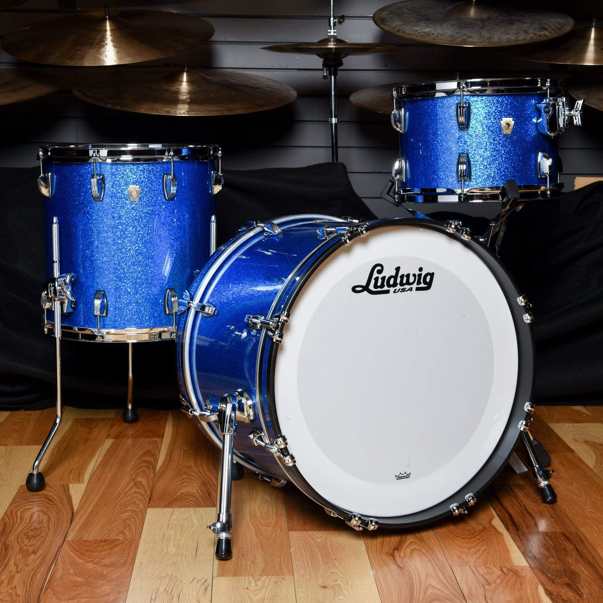 Ludwig Classic Maple 12/14/20 3pc. Drum Kit Blue Sparkle Drums and Percussion / Acoustic Drums / Full Acoustic Kits