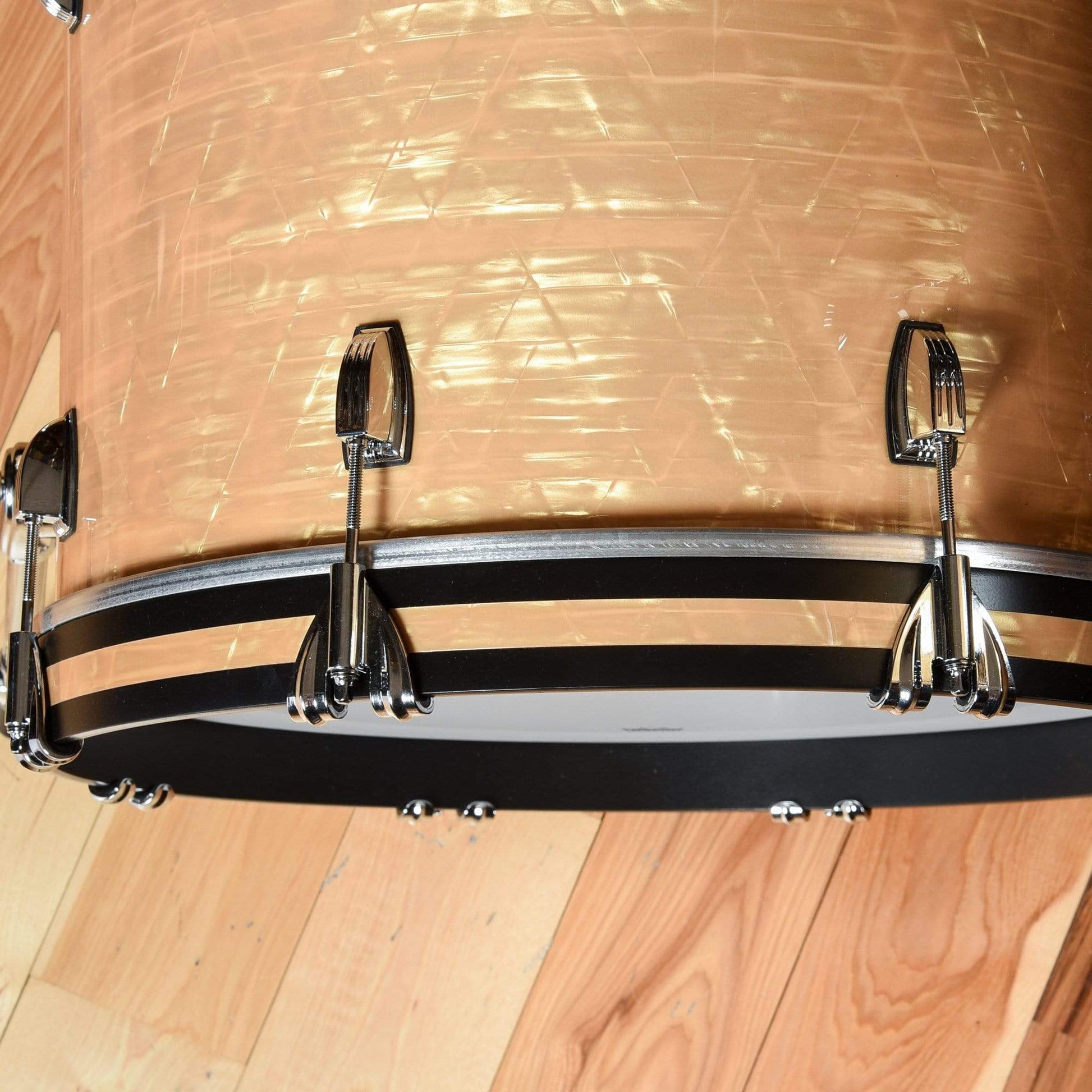 Ludwig Classic Maple 12/14/20 3pc. Kit Aged Onyx Marine Drums and Percussion / Acoustic Drums / Full Acoustic Kits