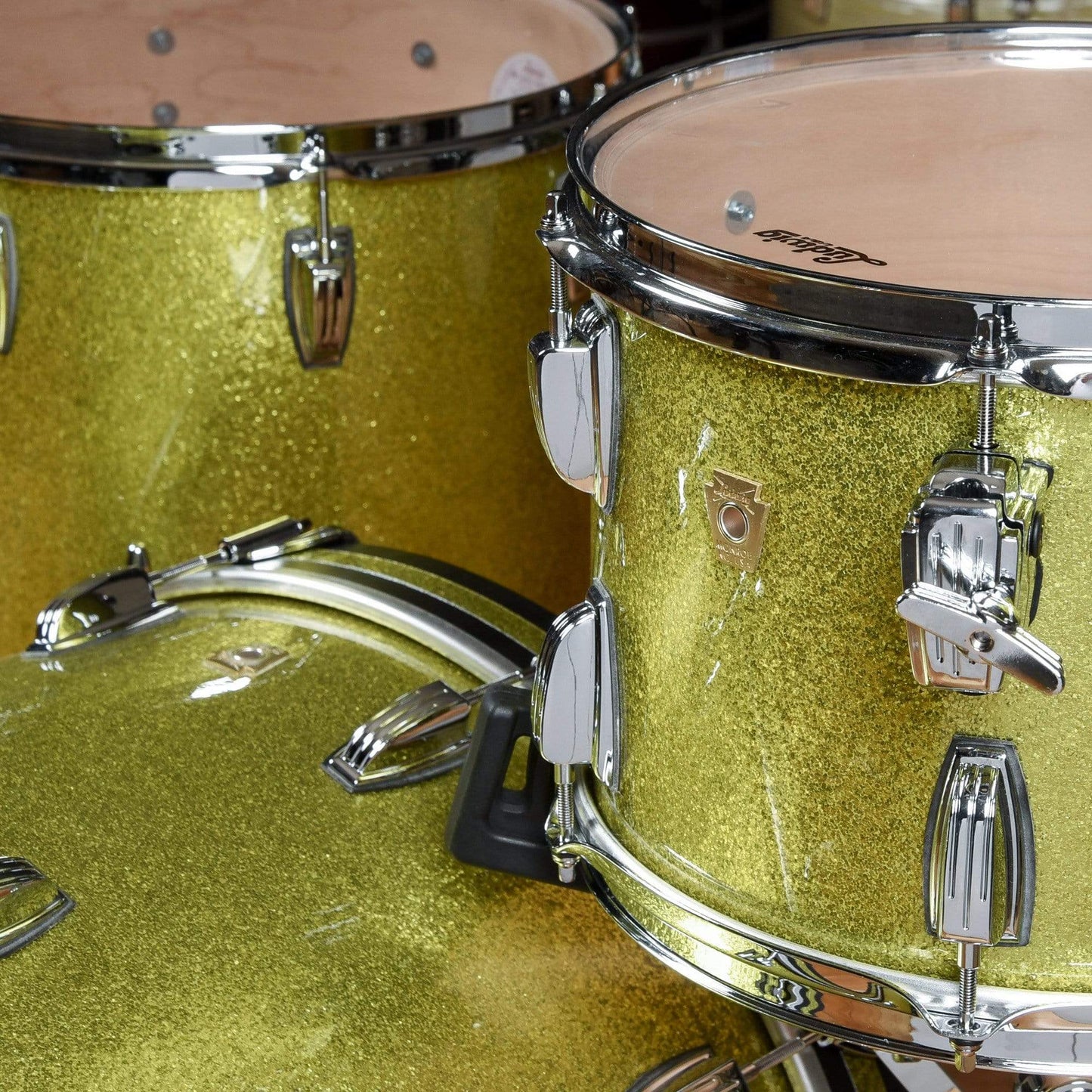 Ludwig Classic Maple 13/16/22 3pc. Drum Kit Olive Sparkle Drums and Percussion / Acoustic Drums / Full Acoustic Kits