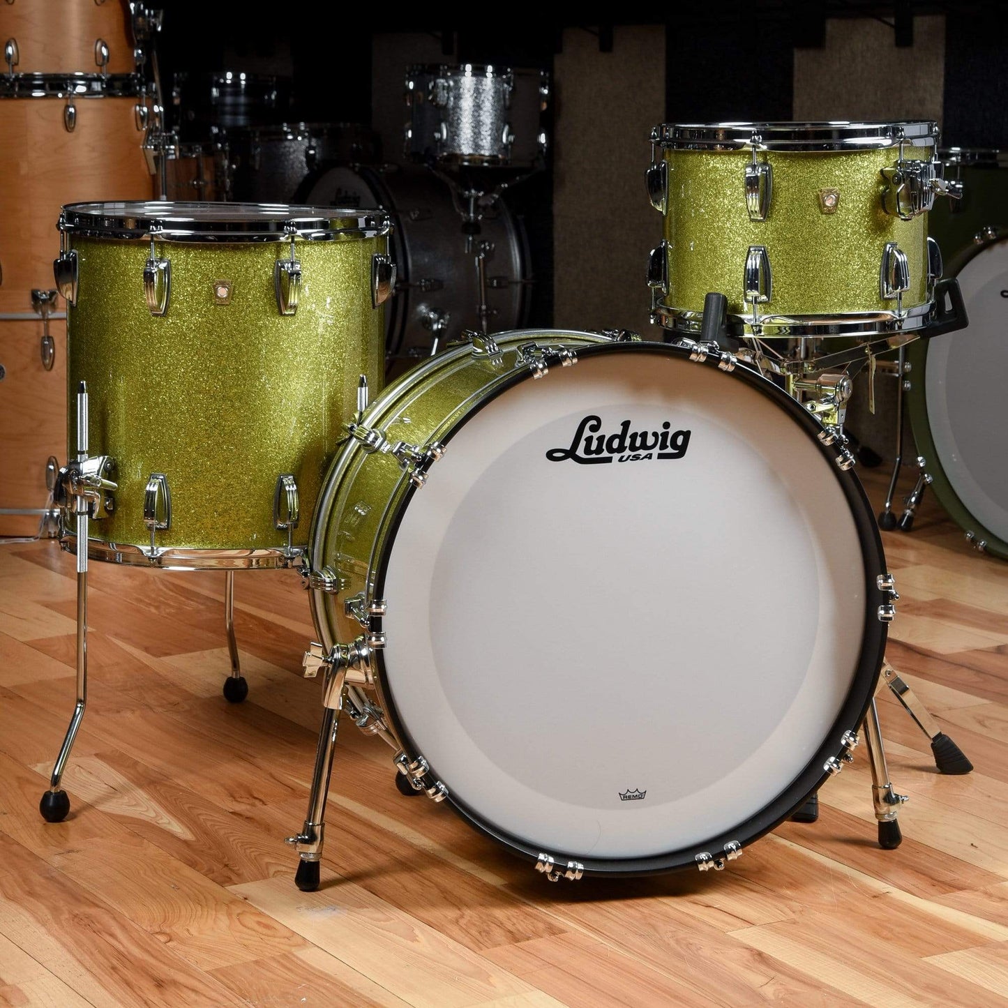 Ludwig Classic Maple 13/16/22 3pc. Drum Kit Olive Sparkle Drums and Percussion / Acoustic Drums / Full Acoustic Kits