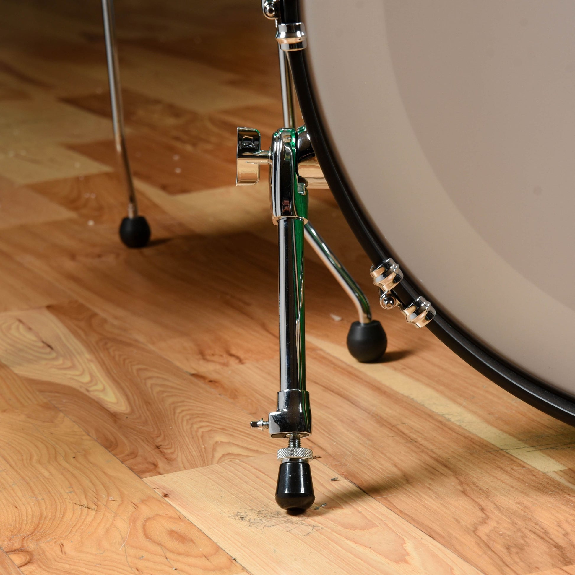 Ludwig Classic Maple 14/18/26 3pc. Drum Kit Green Sparkle Drums and Percussion / Acoustic Drums / Full Acoustic Kits