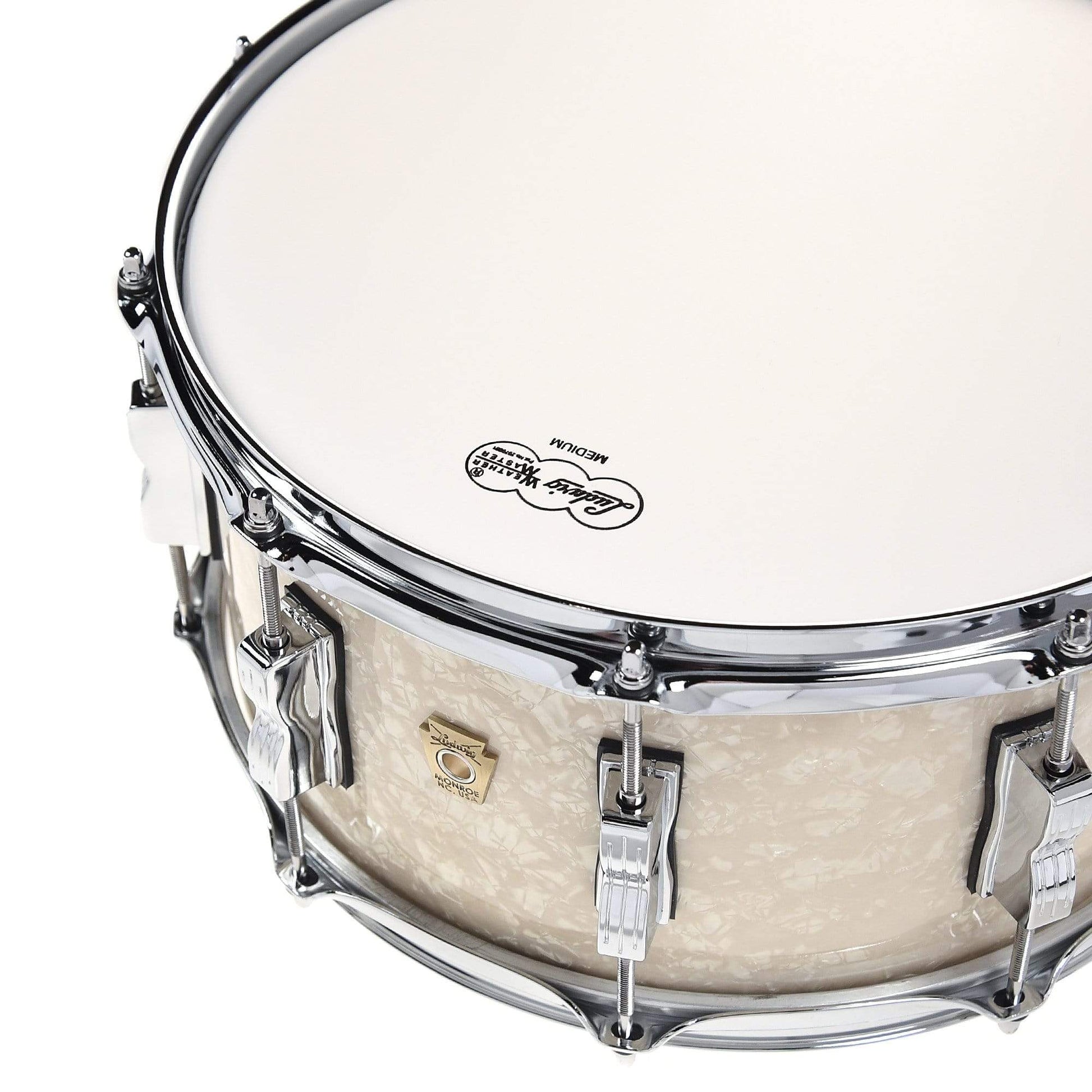 Ludwig 6.5x14 Classic Maple Snare Drum Vintage White Marine Drums and Percussion / Acoustic Drums / Snare