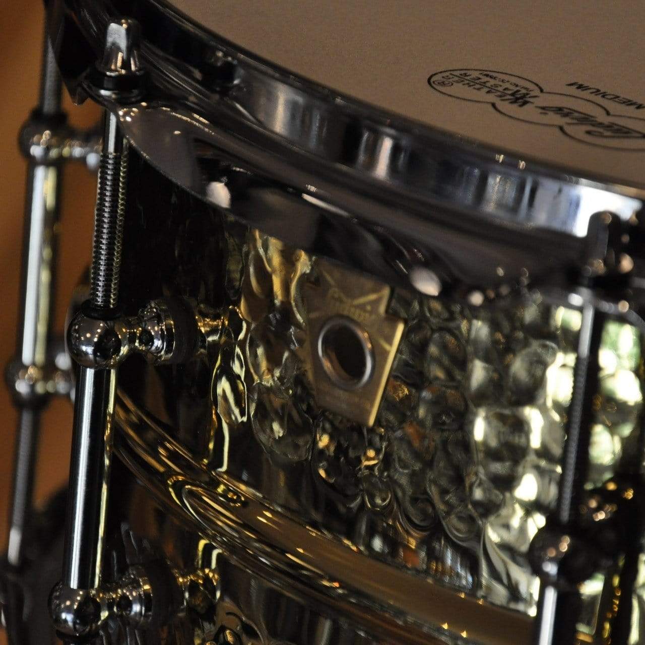 Ludwig 6.5x14 Hammered Brass Snare Drum w/Tube Lugs Drums and Percussion / Acoustic Drums / Snare