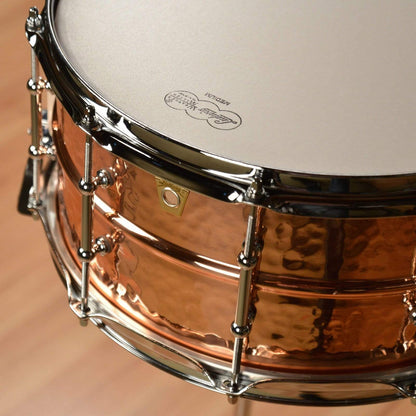 Ludwig 6.5x14 Hammered Copper Phonic Snare Drum w/Tube Lugs Drums and Percussion / Acoustic Drums / Snare