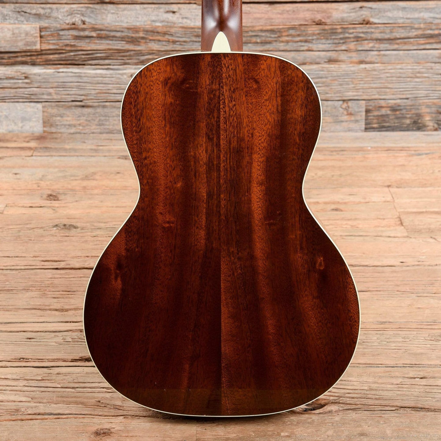 Martin CEO-7 Sunburst 2018 Acoustic Guitars / Concert