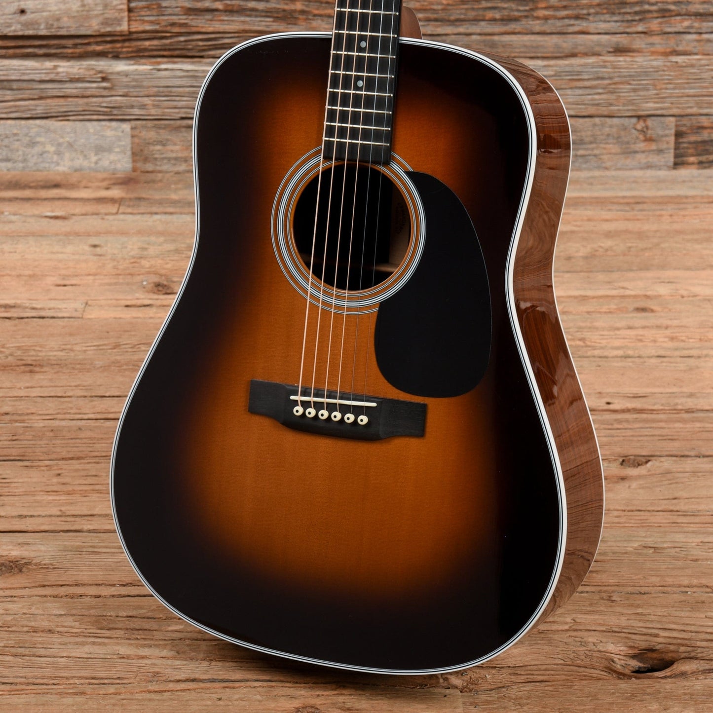 Martin Custom Shop Dreadnought Centennial Sunburst 2016 Acoustic Guitars / Dreadnought