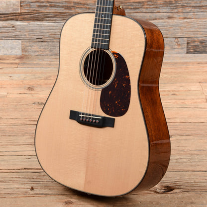 Martin D-18E Modern Deluxe Natural 2019 Acoustic Guitars / Dreadnought