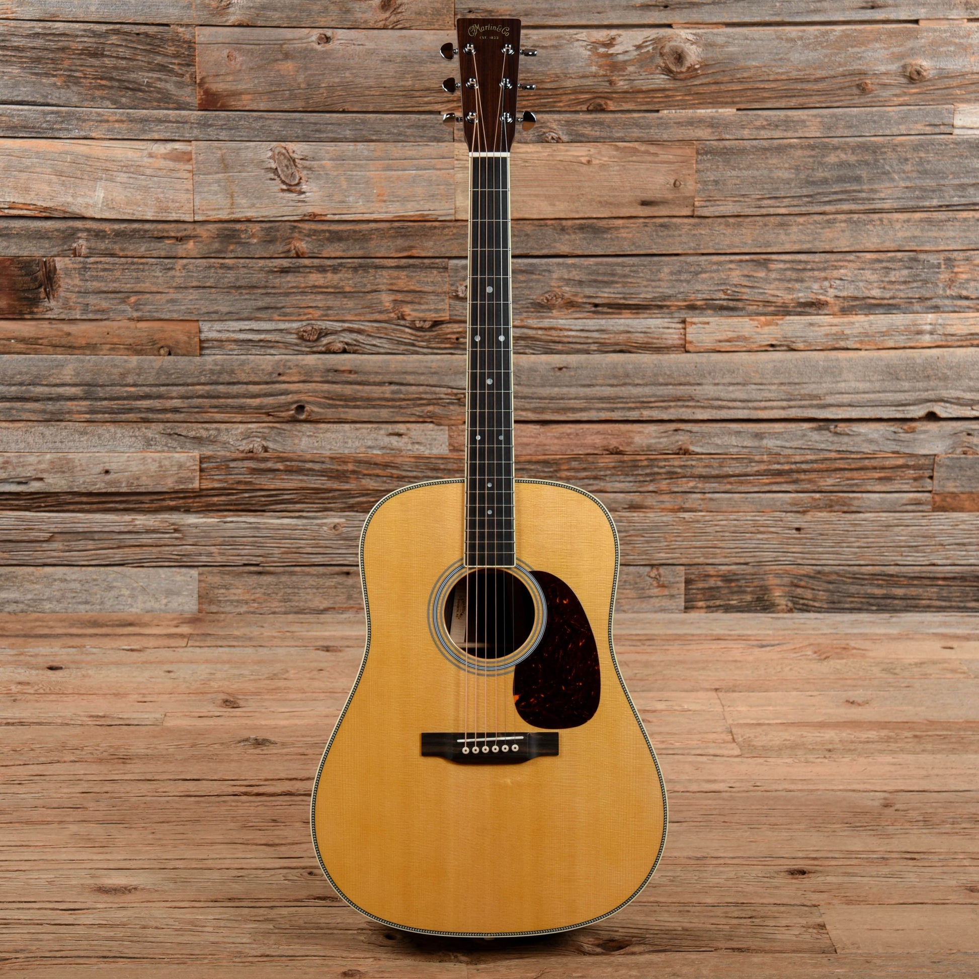 Martin Standard Series HD-35 Natural 2016 Acoustic Guitars / Dreadnought