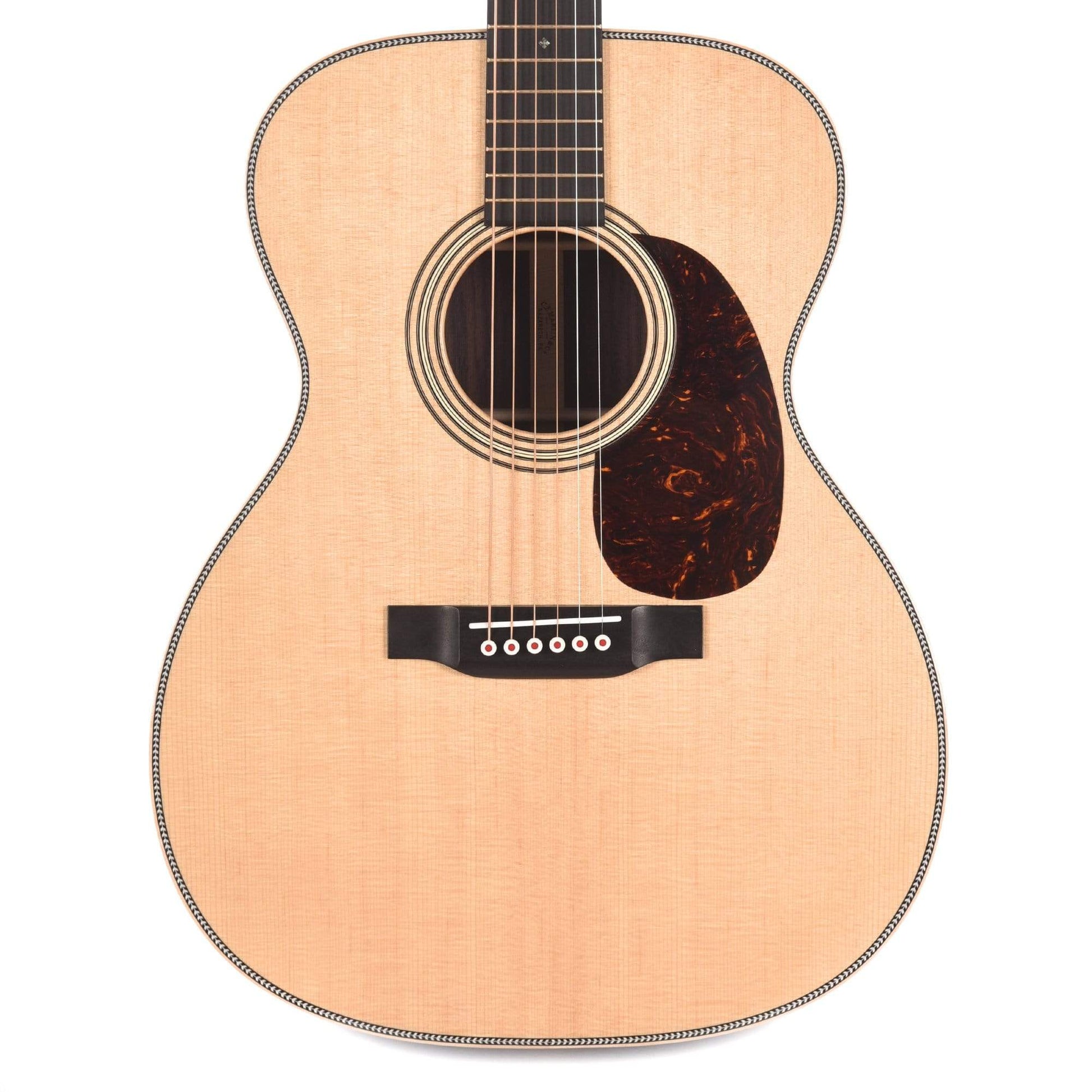 Martin 000-28 Modern Deluxe Acoustic Guitars / OM and Auditorium