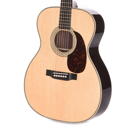 Martin 000-28 Modern Deluxe Acoustic Guitars / OM and Auditorium